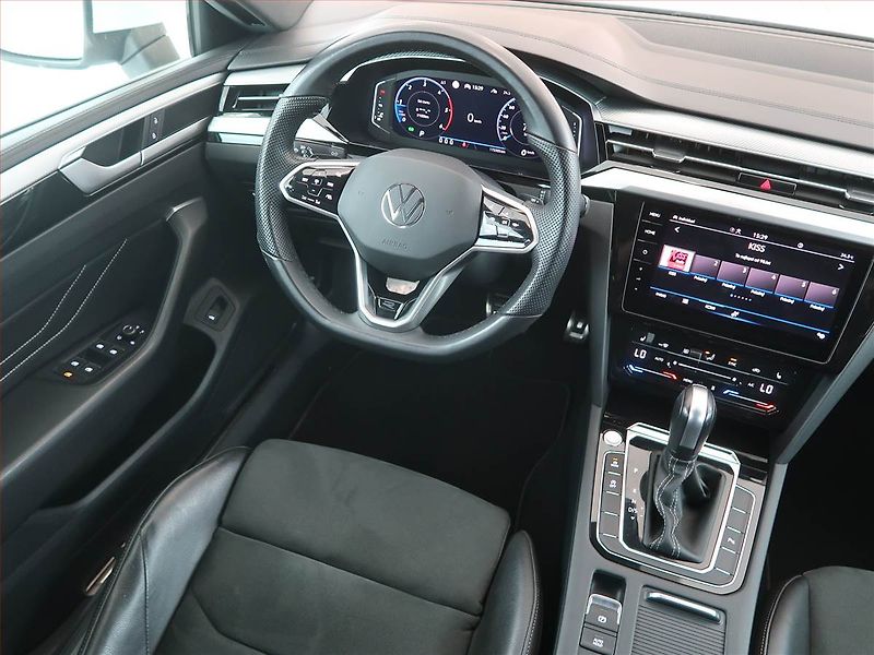 Volkswagen Arteon (2023) R-line 2.0 TDI - fotka 7 z 21