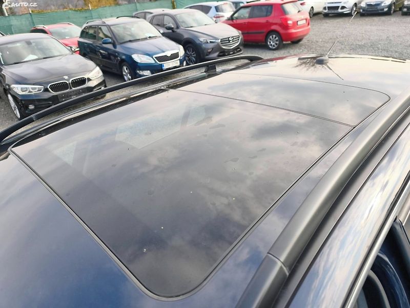 BMW Řada 3 (2008) - fotka 40 z 46