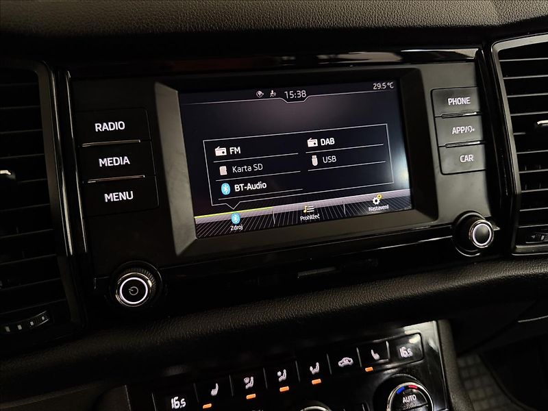 Škoda Kodiaq 1.5TSI 110kW MAN. TAŽNÉ 2XKOLA - fotka 24 z 37