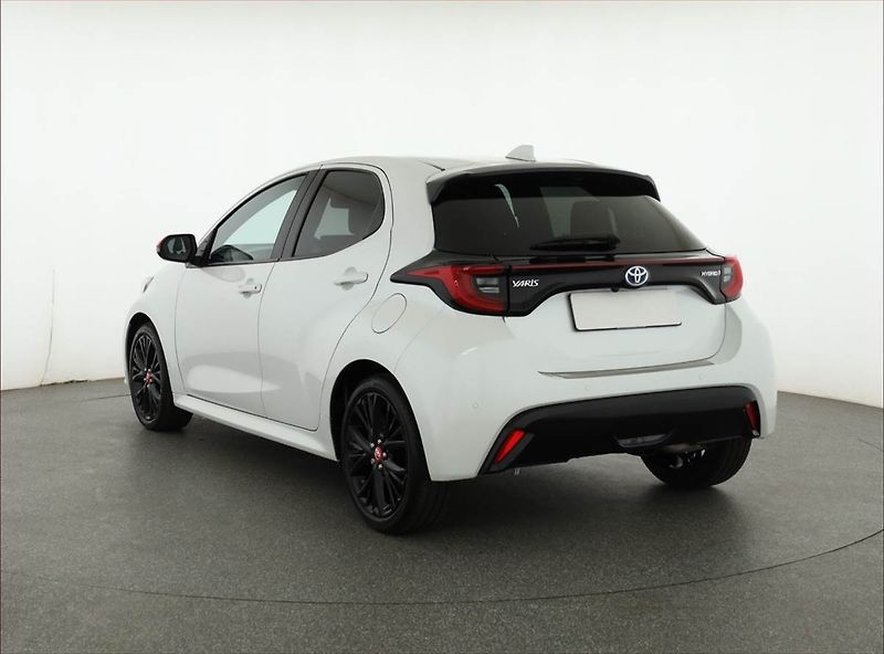 Toyota Yaris (2021) Tokyo Edition 1.5 Hybrid - fotka 4 z 19