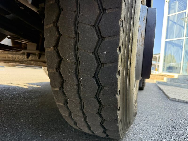 Iveco 410T50 8x4 S1 EURO 6 - fotka 14 z 19
