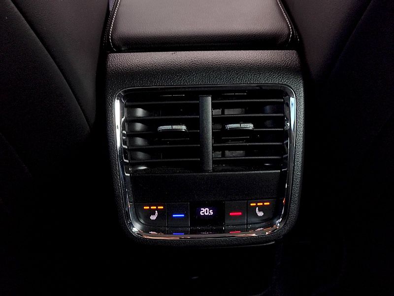Škoda Octavia (2021) Combi Style 2,0 Tdi 110 Kw DSG - fotka 28 z 38