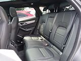Jaguar F-Pace 2,0 R-Dynamic SE D200 4x4 - náhled 16