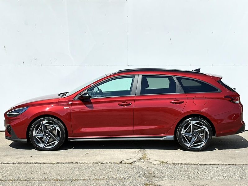 Hyundai i30 1.5 T-GDI 103kW DCT N-Line - fotka 3 z 19