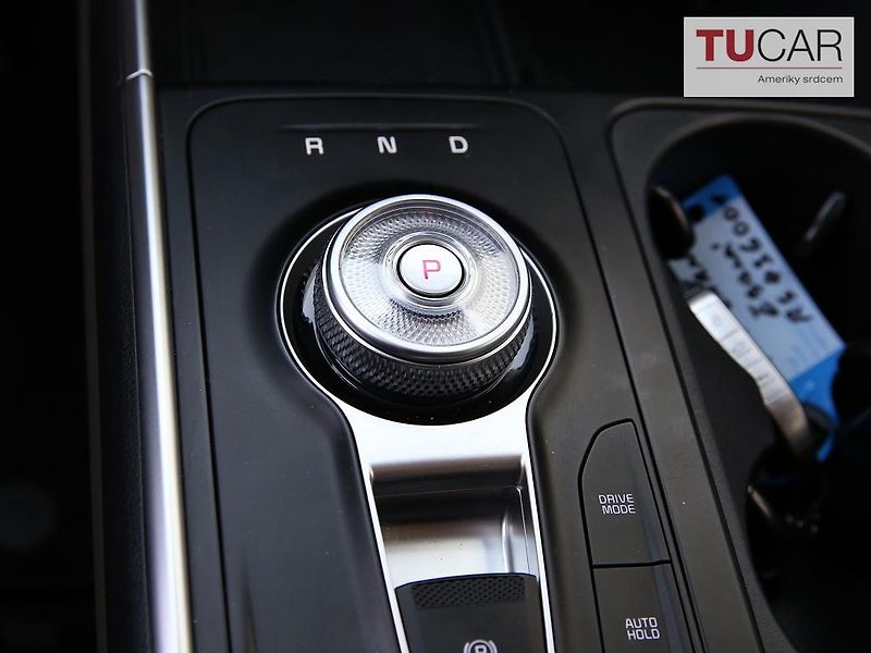 Kia Carnival (2024) 2.2 Diesel Automat 6+3 místa - fotka 22 z 33