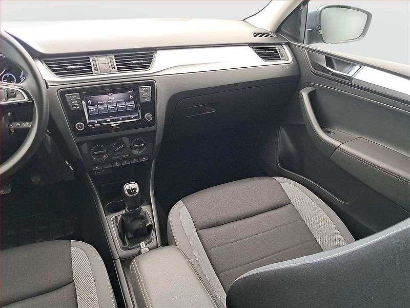 Škoda Rapid (2019) Ambition Plus 1.0 TSI - fotka 7 z 17