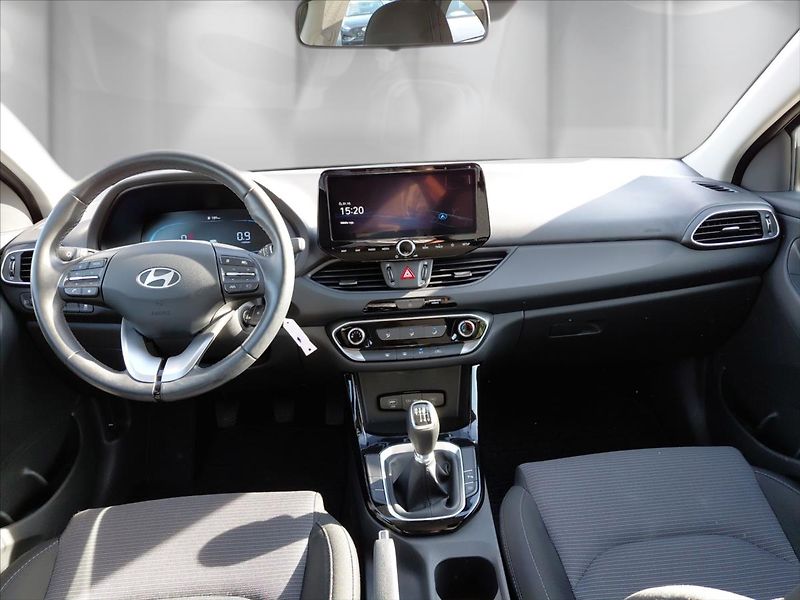 Hyundai i30 1,0   1.0 T-GDi Smart - fotka 16 z 22
