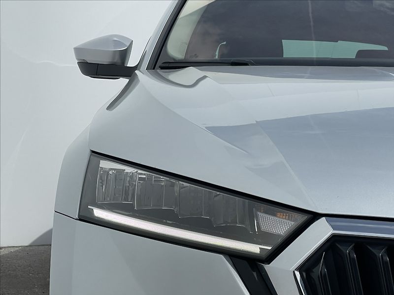 Škoda Octavia 2,0 TDI DSG Ambition Plus KESS - fotka 21 z 24