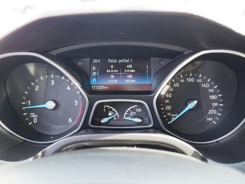 Ford Focus (2017) 1.5TDCi - fotka 28 z 36