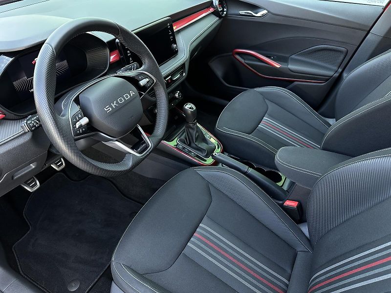 Škoda Fabia 1.0TSi Monte Carlo 116PS Bi-LE - fotka 12 z 42