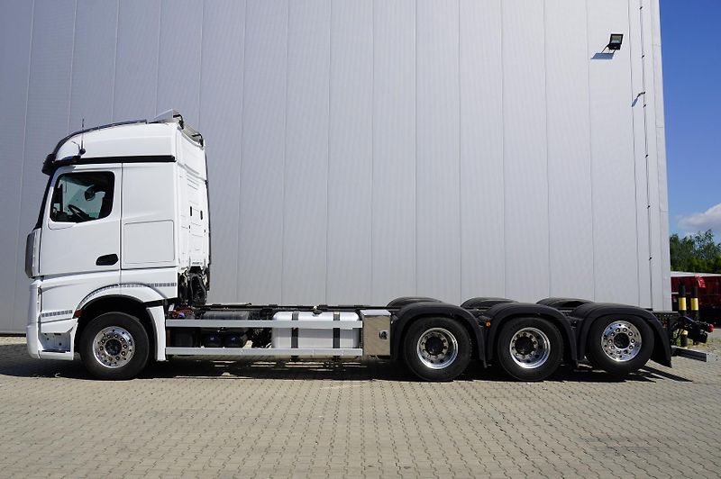 Mercedes-Benz Actros (2023) L 3552 8x4 / 2023 / 76 T GVM - fotka 5 z 24