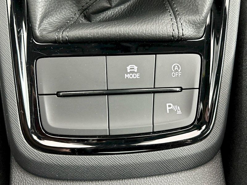 Škoda Scala (2025) 1.0TSI 85kW Monte Carlo - fotka 24 z 32