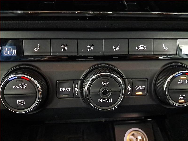Škoda Superb (2016) Style 2.0 TDI, 4X4, Automat - fotka 26 z 26