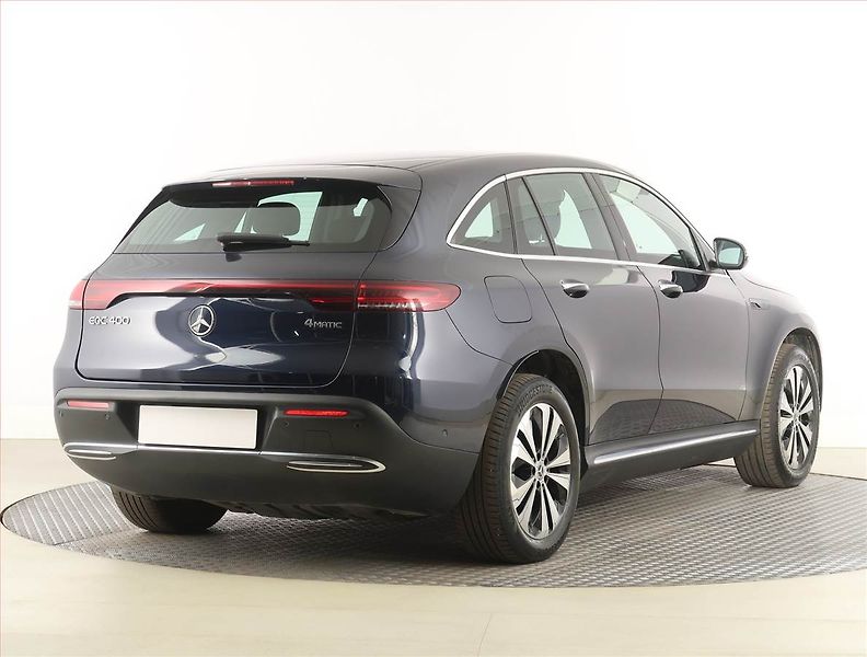 Mercedes-Benz EQC (2021) 400 4MATIC, SoH 95% - fotka 5 z 34