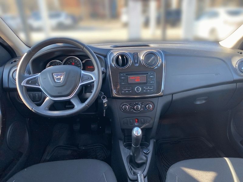 Dacia Sandero (2017) 1.0Sce, ČR, 1.Majitel - fotka 13 z 14