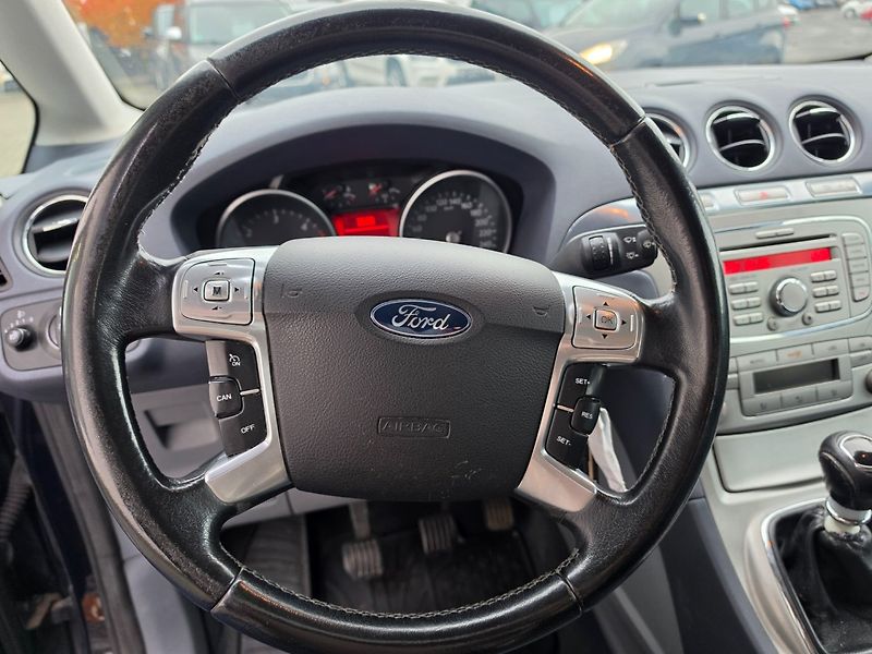 Ford Galaxy (2007) 2.0 TDI 7míst,2sady kol - fotka 11 z 25