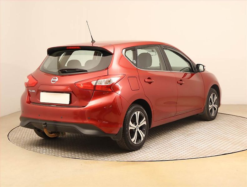 Nissan Pulsar (2016) 1.2 DIG-T, Serv.kniha - fotka 5 z 19