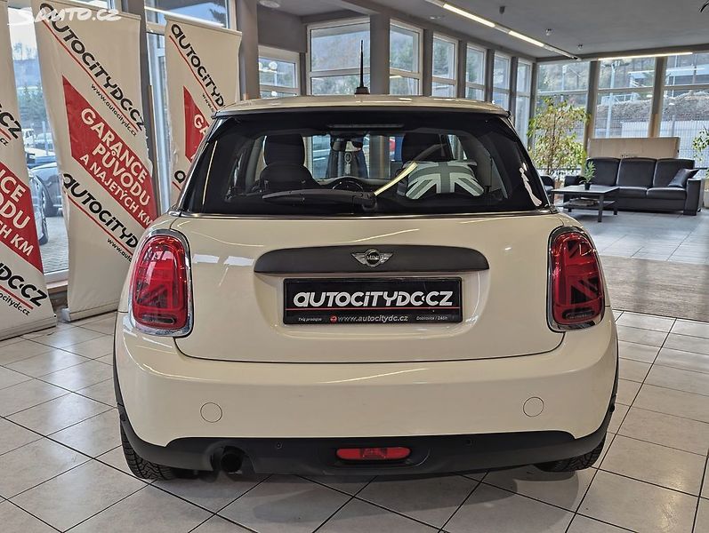 Mini One 1.2 i 75kW VÝHŘEVY, PDC - fotka 8 z 18