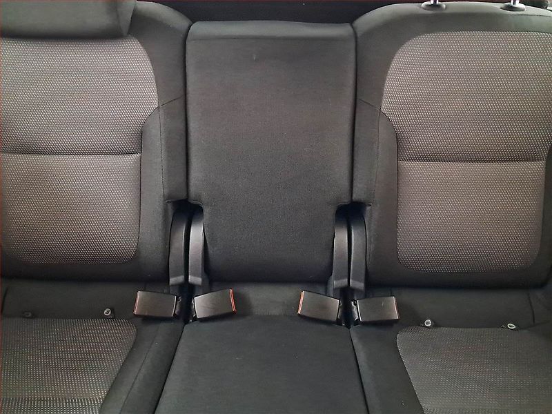 Škoda Yeti (2012) 1.4 TSI, Serv.kniha - fotka 10 z 15