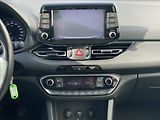Hyundai i30 1,5 T-GDI Combi Family Smart - náhled 11