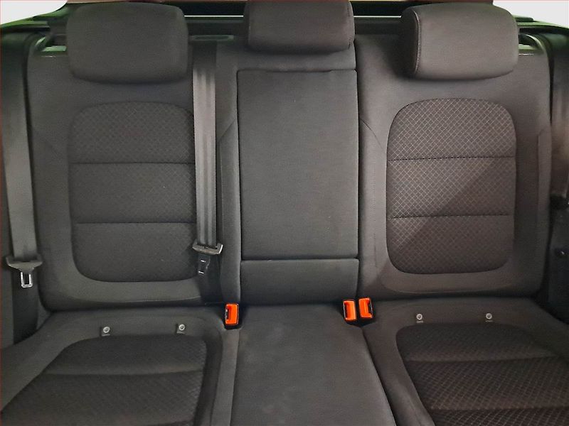 Škoda Superb (2015) 2.0 TDI, Navi, Xenony - fotka 21 z 21