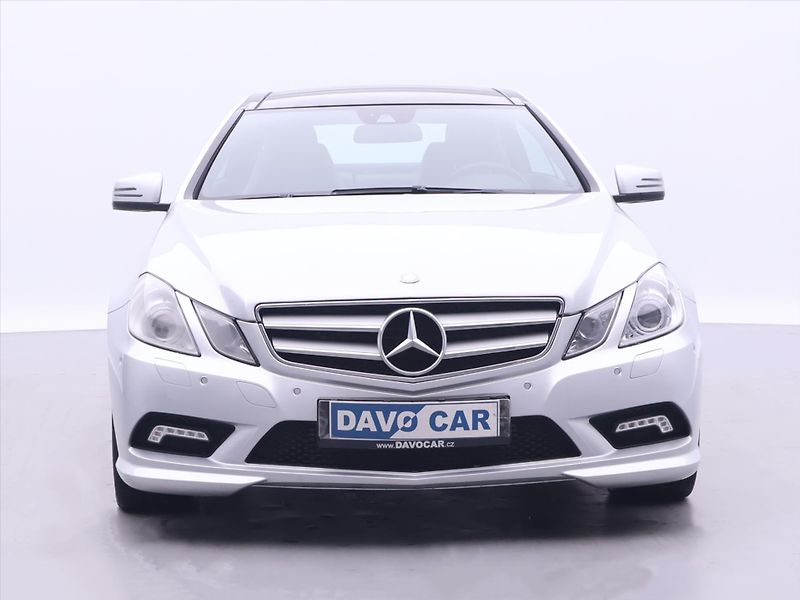 Mercedes-Benz Třídy E 3,0 350CDI 170kW Aut. Elegance - fotka 2 z 37