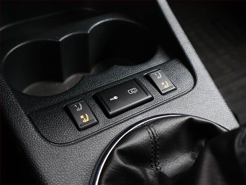 Volvo V60 (2017) D3 2.0, Automat, Serv.kniha - fotka 13 z 17