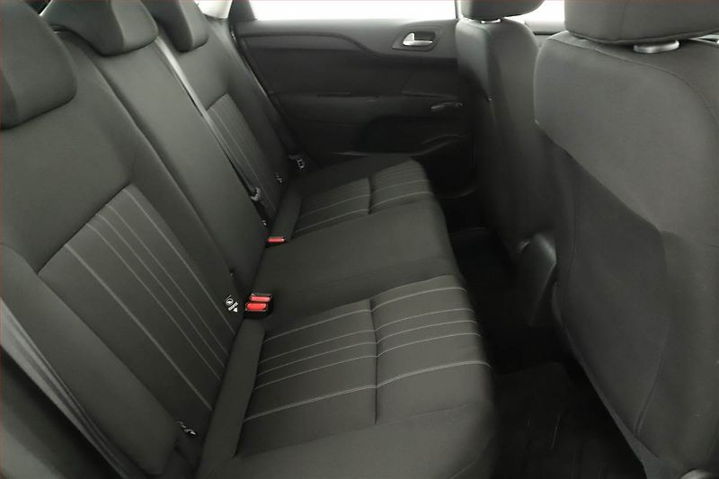 Citroën C4 (2013) 1.4 16V, po STK, dobrý stav - fotka 7 z 12