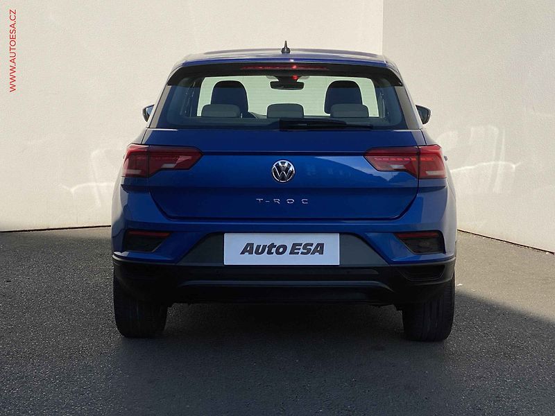 Volkswagen T-Roc (2018) 1.0 TSi, Trendline, navi - fotka 5 z 18