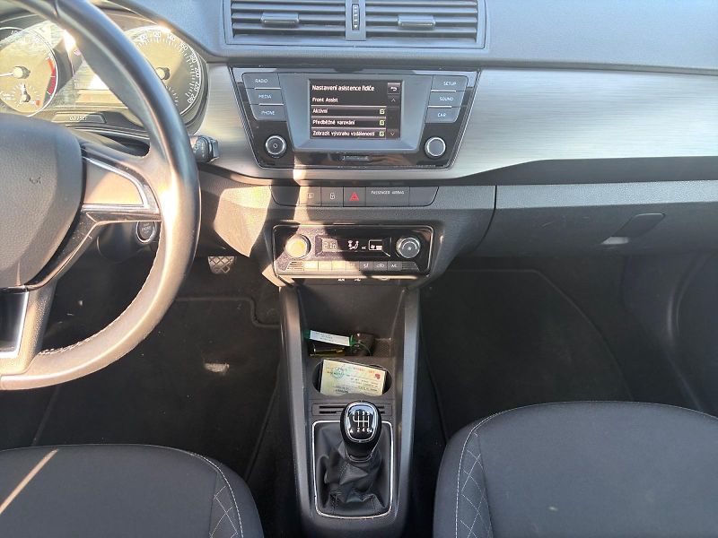 Škoda Fabia (2018) STYLE 1.0TSI 81kW CZ DPH - fotka 10 z 11