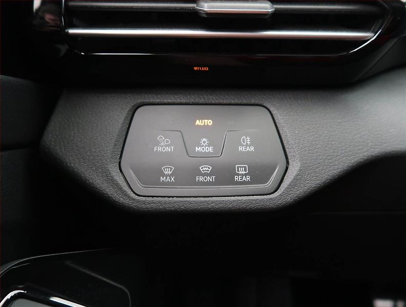 Volkswagen ID.5 (2022) Pro Perf. (82 kWh), SoH 94% - fotka 19 z 24