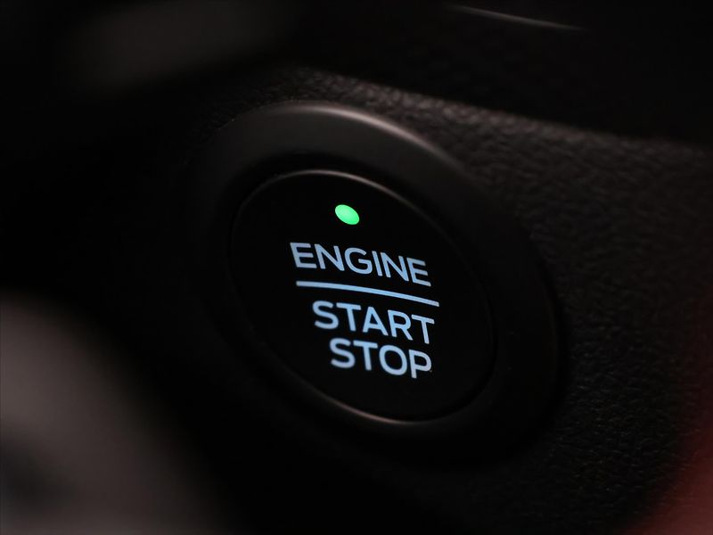 Ford Kuga 2,0 TDCi 140kW AWD ST Line X C - fotka 21 z 34