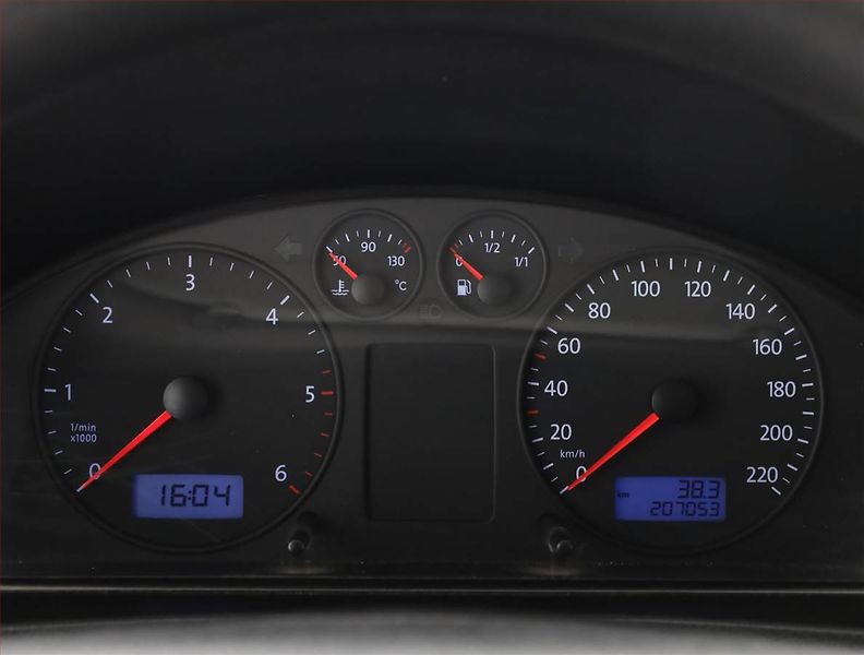 Volkswagen Transporter (2004) 2.5 TDI, L2H1, ČR - fotka 7 z 14