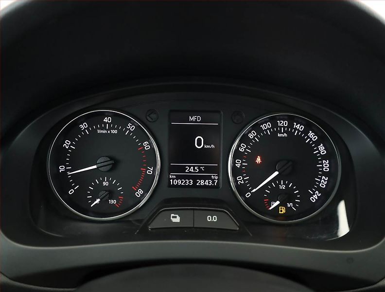 Škoda Superb (2010) 2.0 TDI, Serv.kniha, Tempomat - fotka 12 z 17
