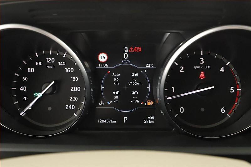 Land Rover Discovery (2017) HSE 3.0 Td6 - fotka 8 z 22