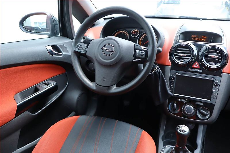 Opel Corsa (2010) 1.2, po STK, slušný stav - fotka 7 z 17