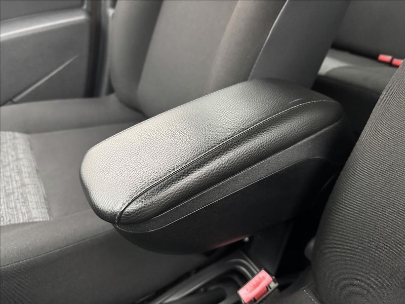 Dacia Duster 1,6 i 77kW AC LED TAŽNÉ KAMERA - fotka 20 z 33