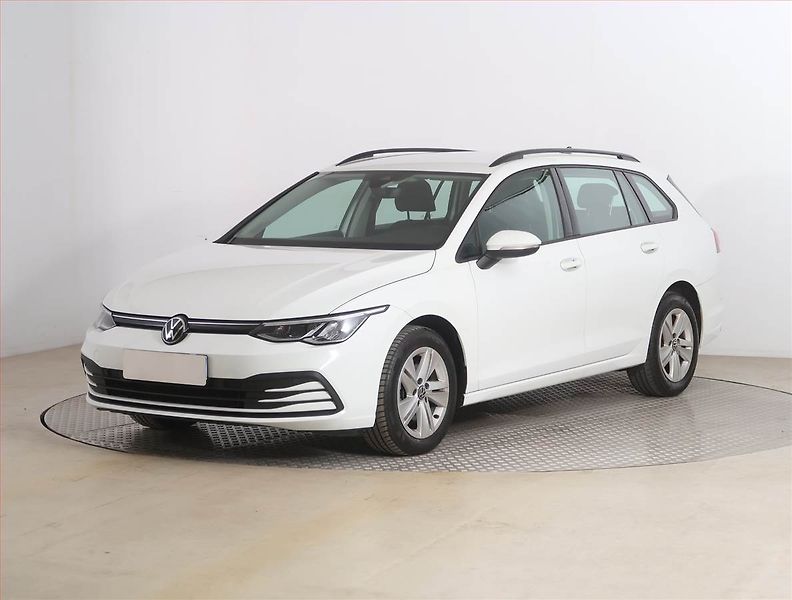 Volkswagen Golf (2021) Life 2.0 TDI, Serv.kniha - fotka 2 z 18