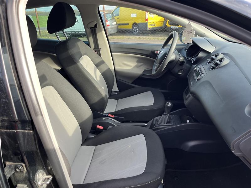 Seat Ibiza 1.2 TSi 63KW KLIMA SERVIS STK - fotka 11 z 34