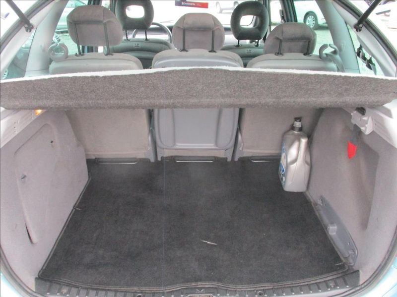 Citroën Xsara Picasso 1,6 i, klima, servis, tažné, - fotka 14 z 35