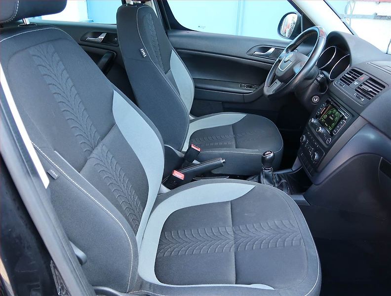 Škoda Yeti (2013) Adventure 1.4 TSI, Xenony - fotka 9 z 16