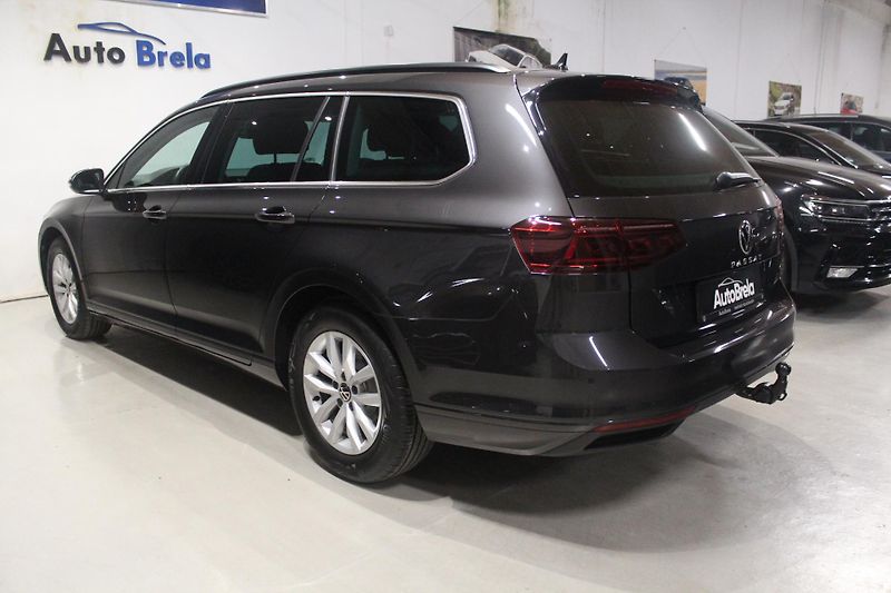 Volkswagen Passat (2023) 110kW, Tažné, Nezávislé topení - fotka 3 z 26