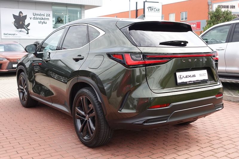 Lexus NX 350h NX350h Executive Top 4x4 - fotka 7 z 34
