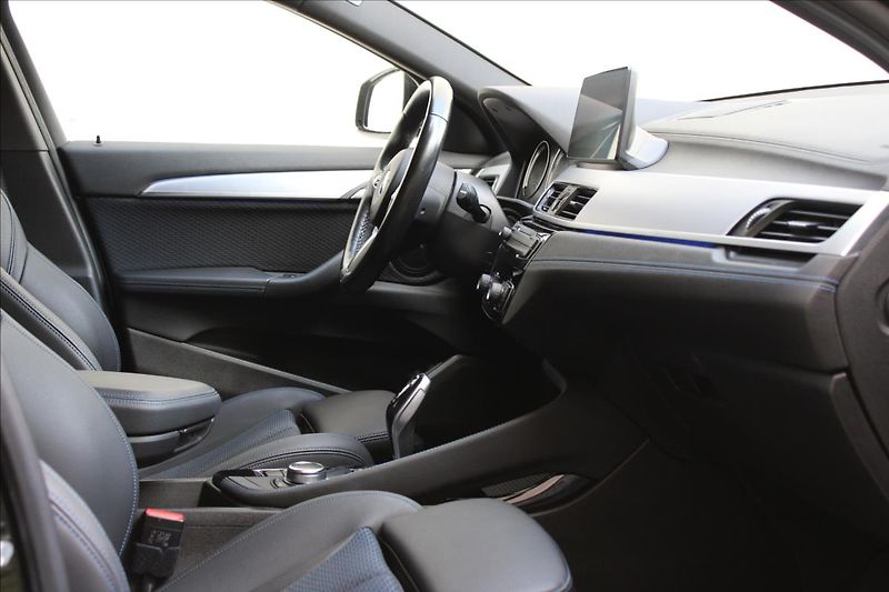 BMW X2 20d xDrive/M-Paket/TOP/CZ - fotka 30 z 40