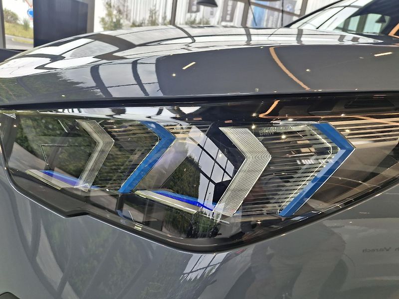 BMW X2 xDrive20d M-Sport - fotka 8 z 27