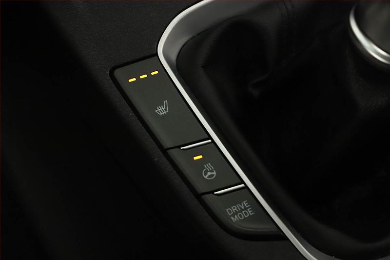 Hyundai i30 (2021) 1.5 T-GDI MHEV, ČR,1.maj - fotka 13 z 14