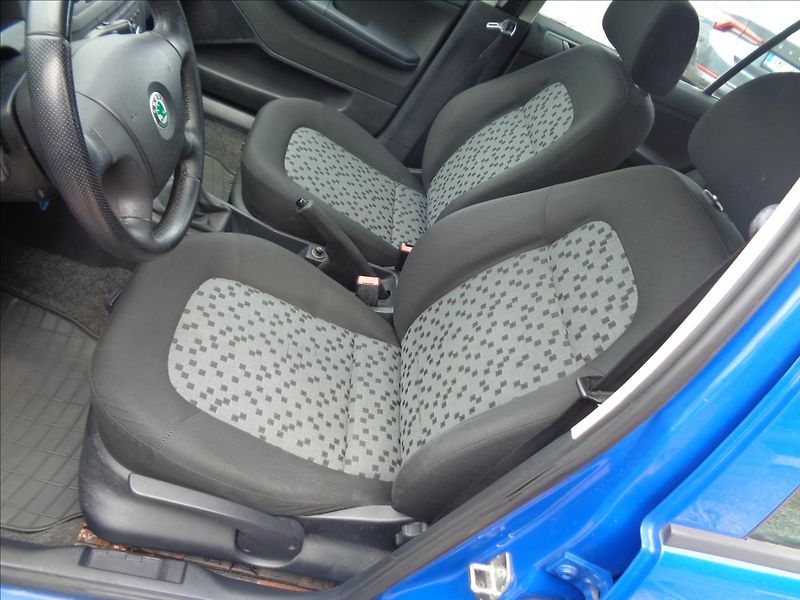 Škoda Fabia 1,4 - fotka 9 z 16