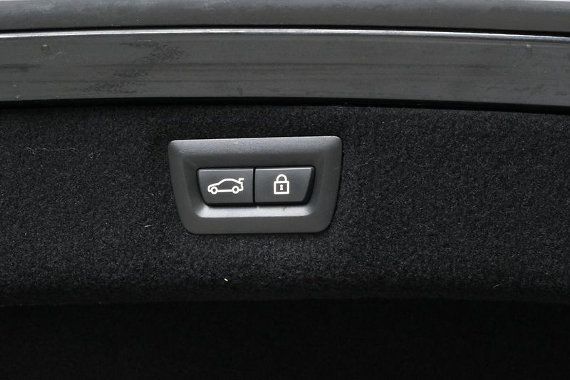 BMW Řada 8 840xD M-Paket,Laser,B&W,360 - fotka 12 z 41