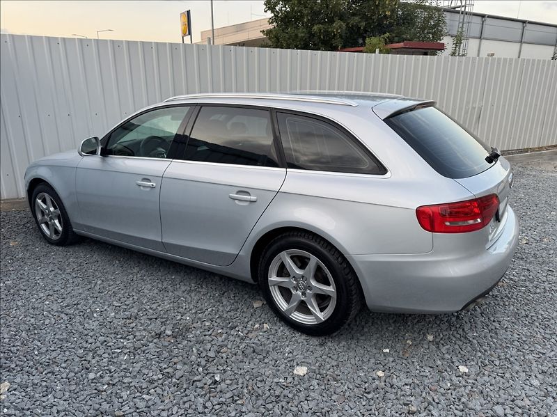 Audi A4 2,0 TDI 105kW AVANT - fotka 10 z 50