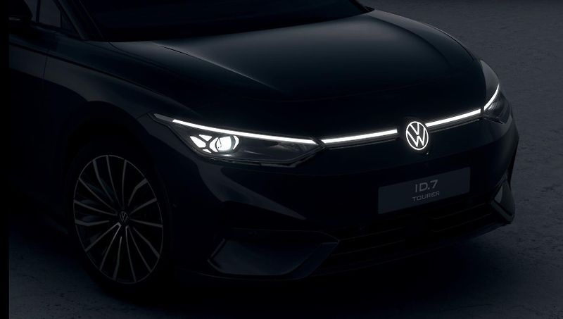 Volkswagen ID.7 Tourer Tourer Pro S People 210  kW, 8 - fotka 4 z 8